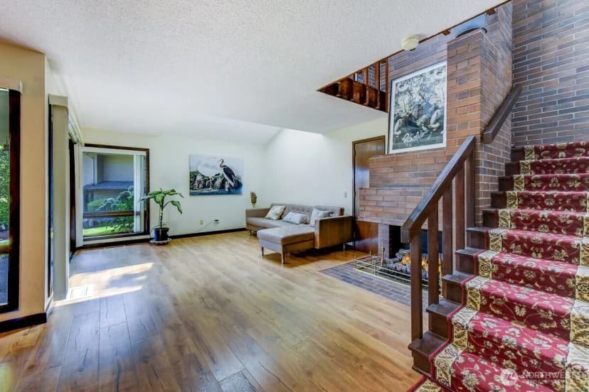 Property photo for 10830 Glen Acres Drive S #t9, Seattle photo 3