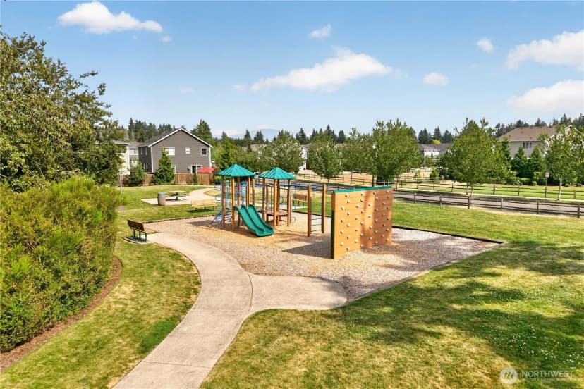 Property photo for 23714 229th Place Se, Maple Valley photo 40