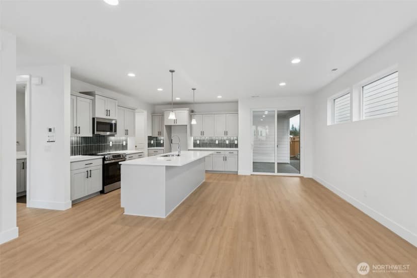 Property photo for 14531 204th Avenue E #906, Bonney Lake photo 4