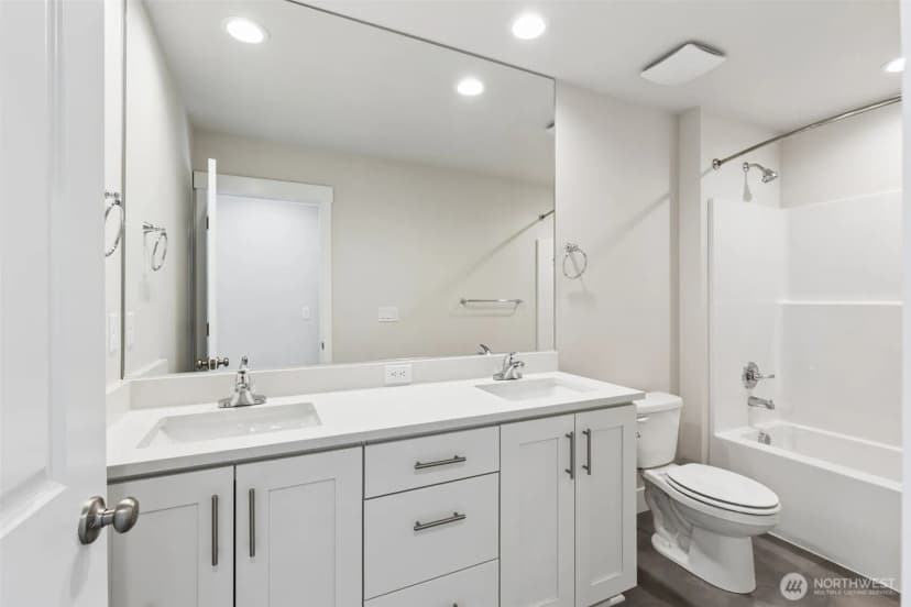 Property photo for 14535 204th Avenue E #907, Bonney Lake photo 9