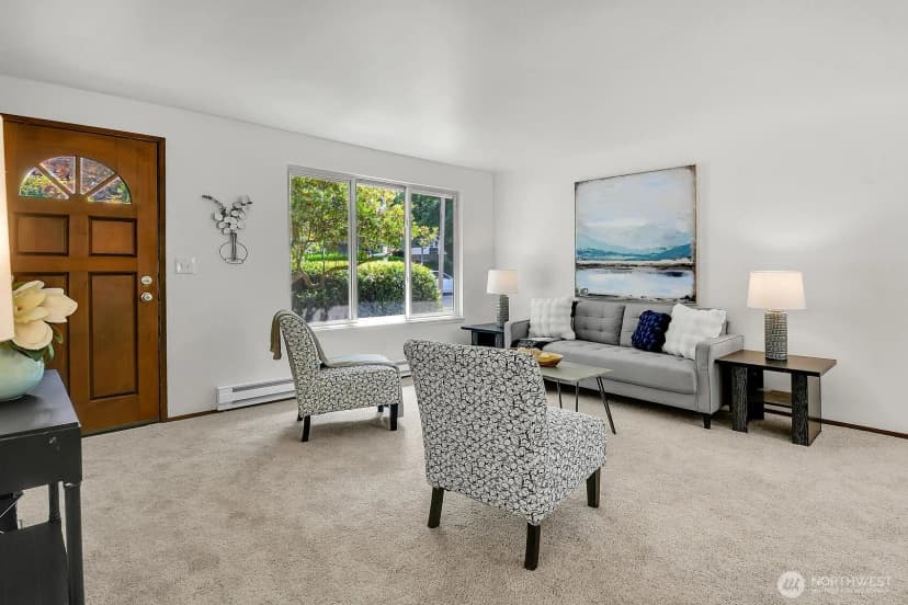 Property photo for 9778 Ne 126th Place, Kirkland photo 4