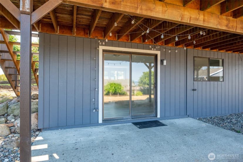 Property photo for 1264 Eagle Crest Drive, Oak Harbor photo 32