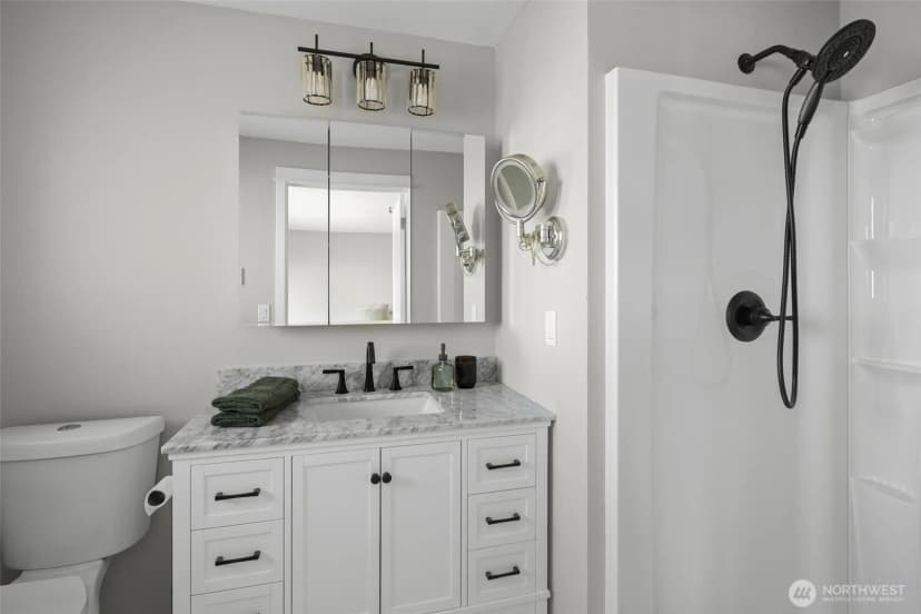 Property photo for 1264 Eagle Crest Drive, Oak Harbor photo 15