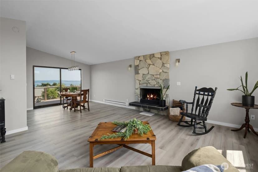 Property photo for 1264 Eagle Crest Drive, Oak Harbor photo 3