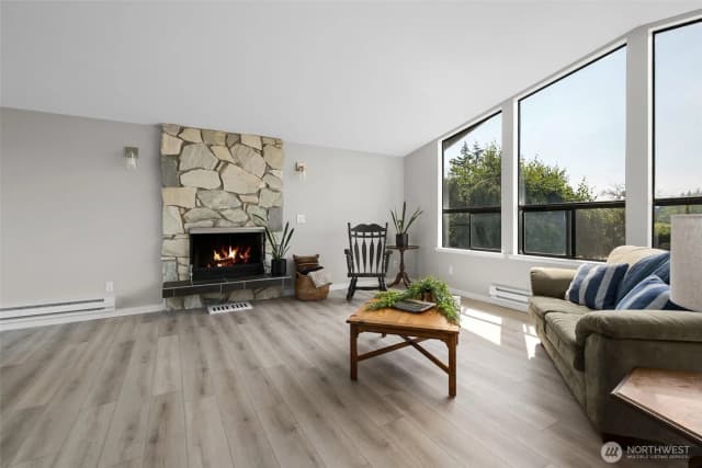 Property photo for 1264 Eagle Crest Drive, Oak Harbor photo 5