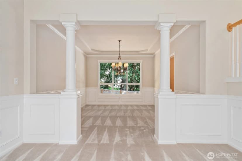 Property photo for 20534 Ne 33rd Court Ne, Sammamish photo 8