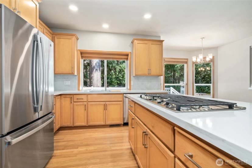 Property photo for 20534 Ne 33rd Court Ne, Sammamish photo 14