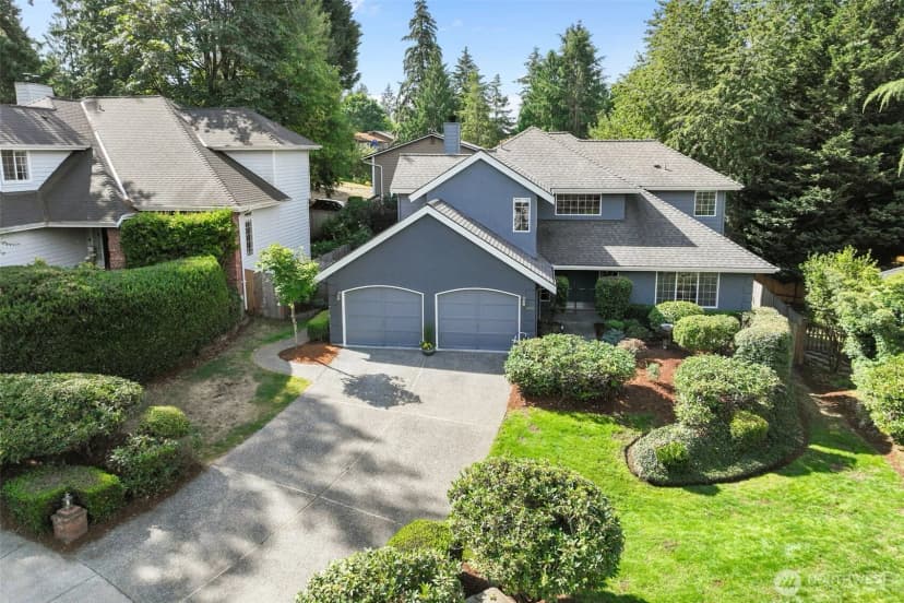 Property photo for 8021 Ne 122nd Place, Kirkland