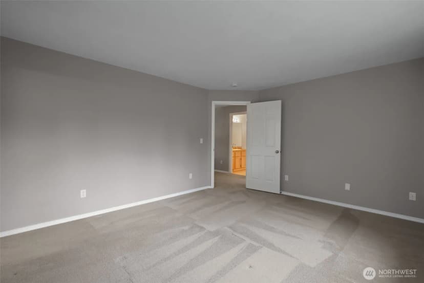 Property photo for 8021 Ne 122nd Place, Kirkland photo 26