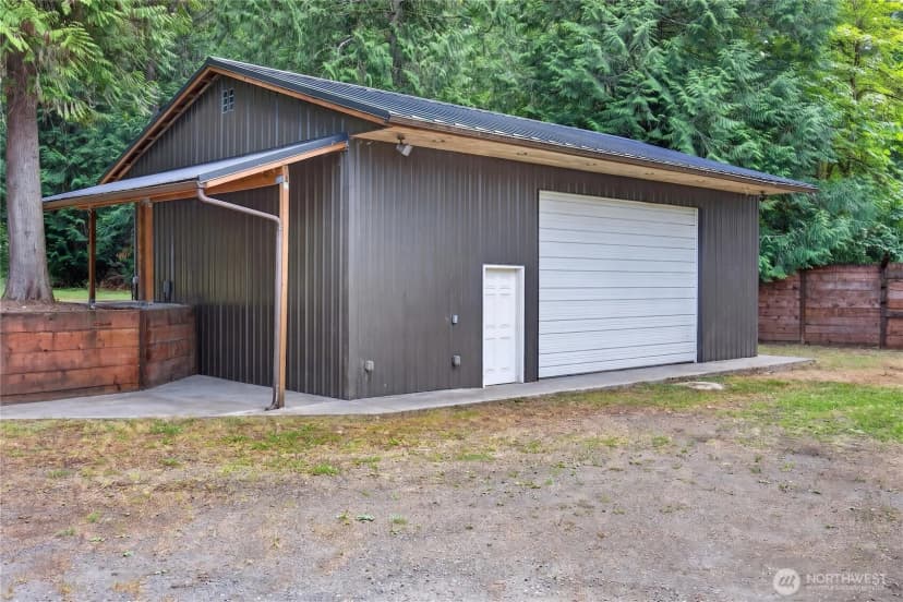 Property photo for 16409 Hoff Road Nw, Lakebay photo 30