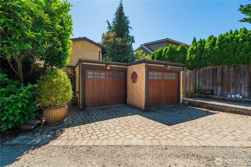Property photo for 122 Waverly Way, Kirkland photo 40