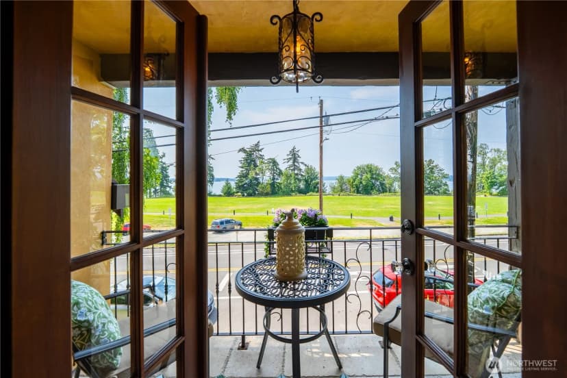 Property photo for 122 Waverly Way, Kirkland photo 31