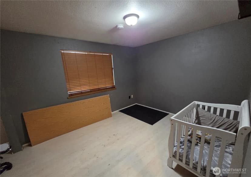 Property photo for 412 Mckenzie Avenue Sw, Yelm photo 18