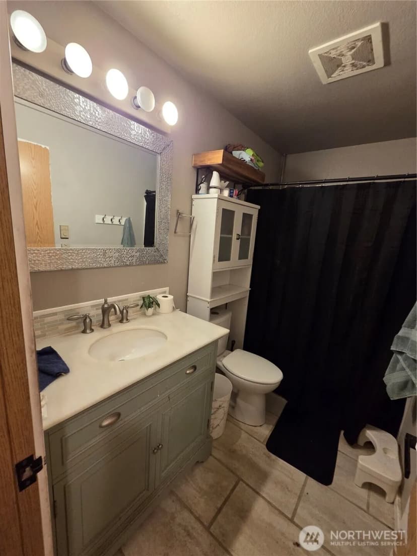 Property photo for 412 Mckenzie Avenue Sw, Yelm photo 7