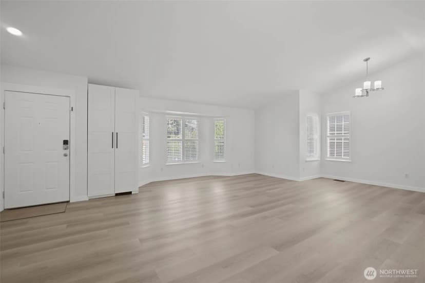 Property photo for 21141 Se 278th Way, Maple Valley photo 3