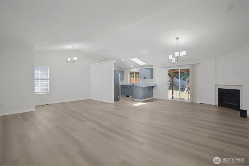 Property photo for 21141 Se 278th Way, Maple Valley photo 2