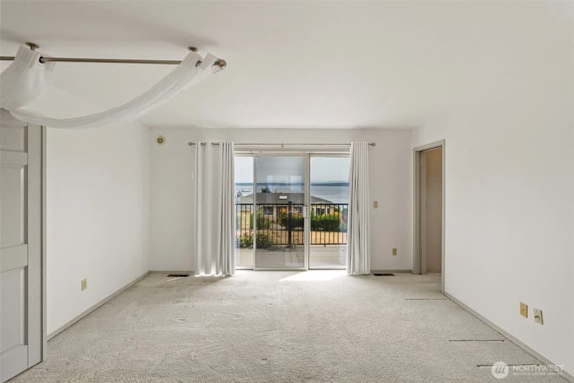 Property photo for 6406 E Royal View Lane, Port Orchard photo 14