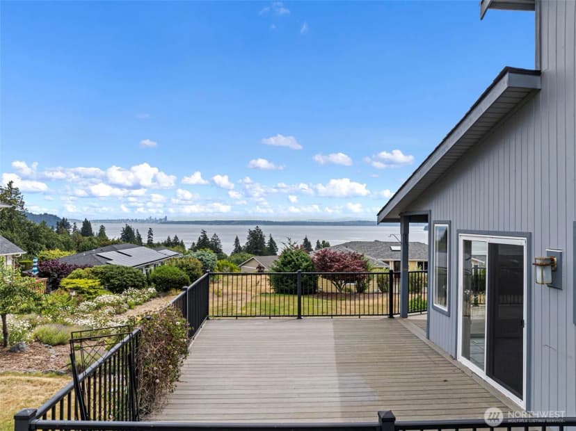 Property photo for 6406 E Royal View Lane, Port Orchard photo 30