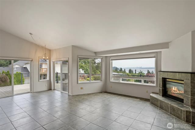 Property photo for 6406 E Royal View Lane, Port Orchard photo 5