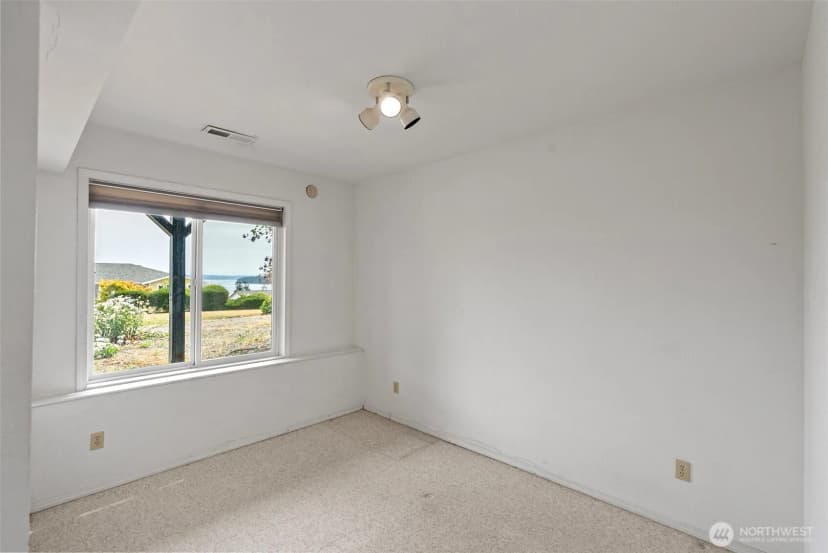 Property photo for 6406 E Royal View Lane, Port Orchard photo 25