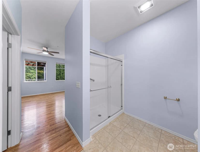 Property photo for 17426 Bothell Way Ne #a404, Bothell photo 12