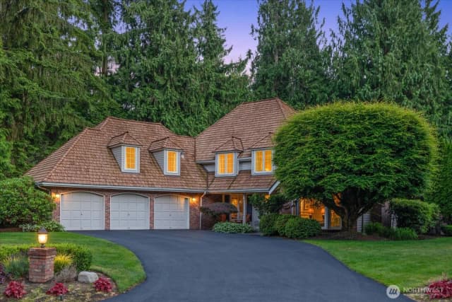 Property photo for 6807 214th Avenue Ne, Redmond