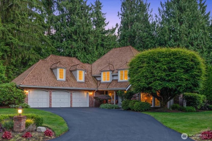 Property photo for 6807 214th Avenue Ne, Redmond