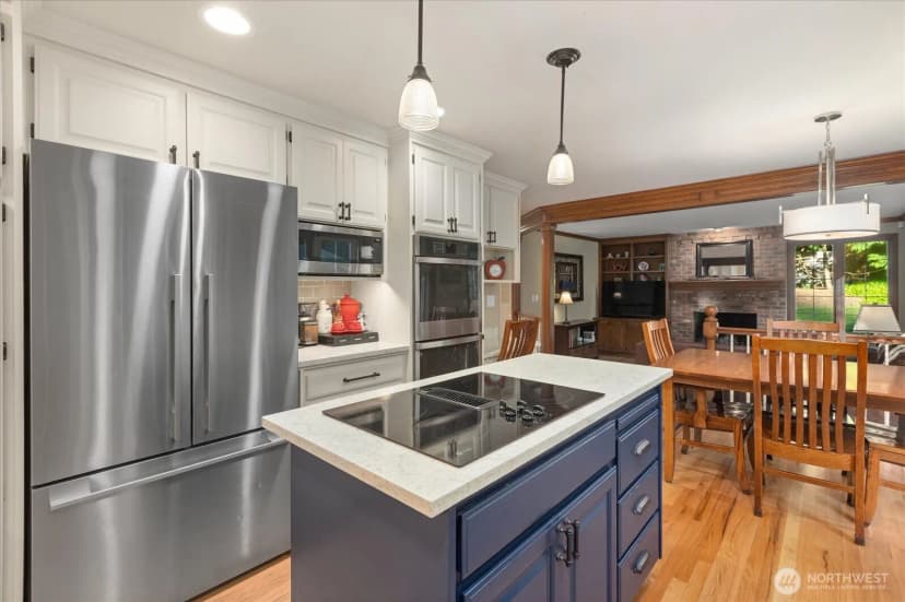 Property photo for 6807 214th Avenue Ne, Redmond photo 15