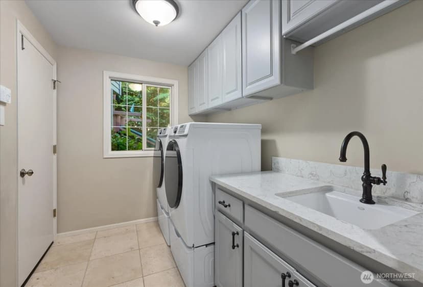 Property photo for 6807 214th Avenue Ne, Redmond photo 30