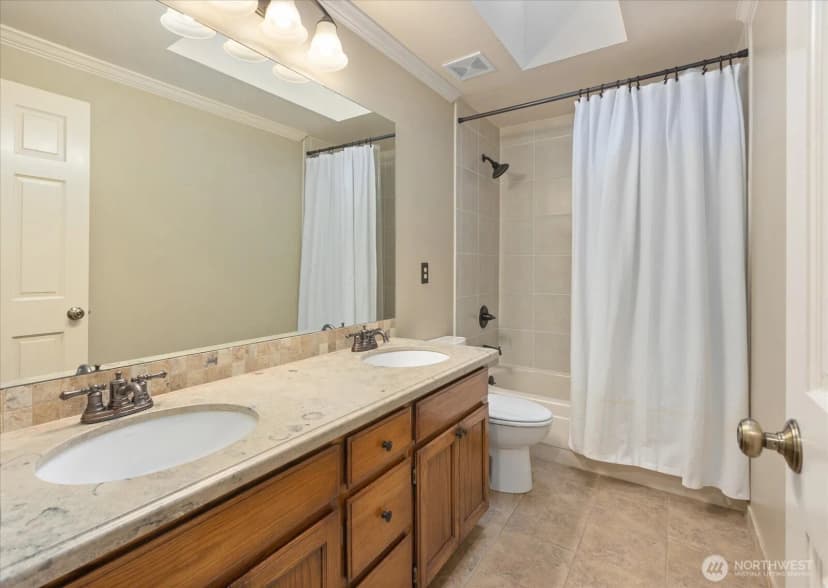 Property photo for 6807 214th Avenue Ne, Redmond photo 39