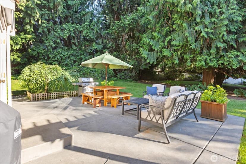 Property photo for 6807 214th Avenue Ne, Redmond photo 19