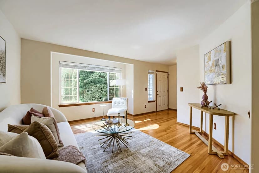 Property photo for 11831 Se 206th Street, Kent photo 4