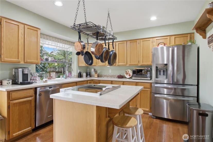 Property photo for 28136 233rd Avenue Se, Maple Valley photo 10