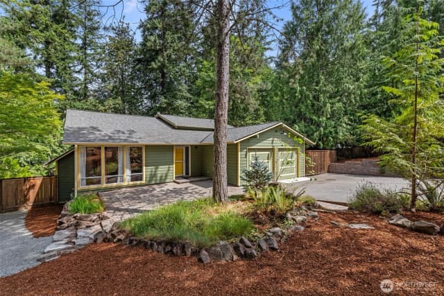 Property photo for 21434 Se 16th Place, Sammamish photo 3