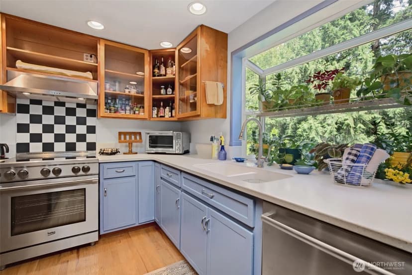 Property photo for 21434 Se 16th Place, Sammamish photo 11