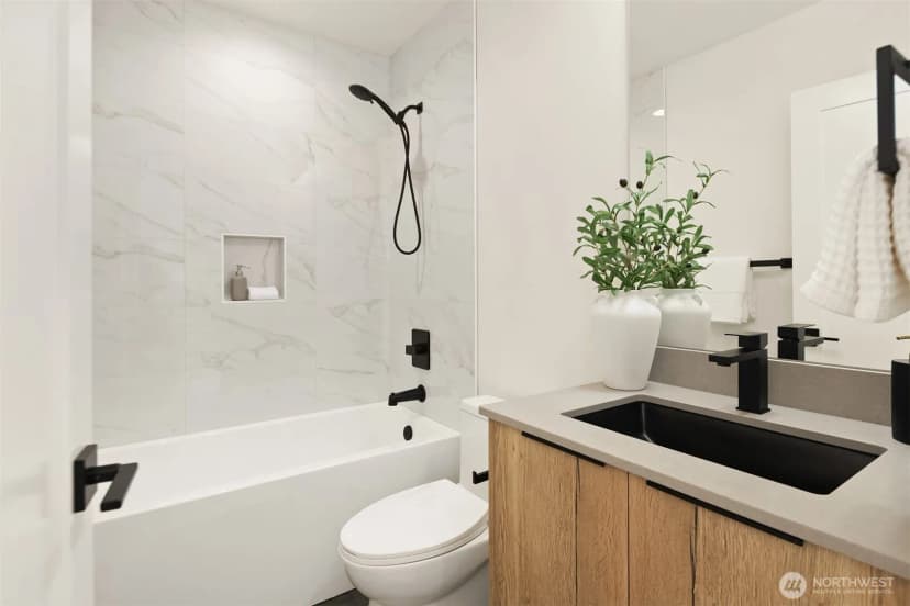 Property photo for 7332 25th Avenue Nw, Seattle photo 12