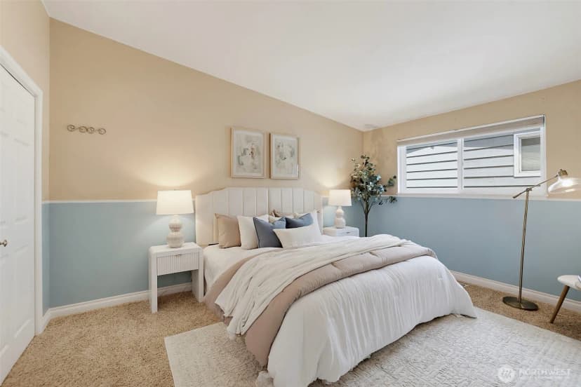 Property photo for 16106 Densmore Avenue N, Shoreline photo 15