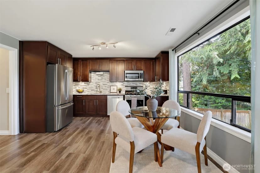 Property photo for 16106 Densmore Avenue N, Shoreline photo 19