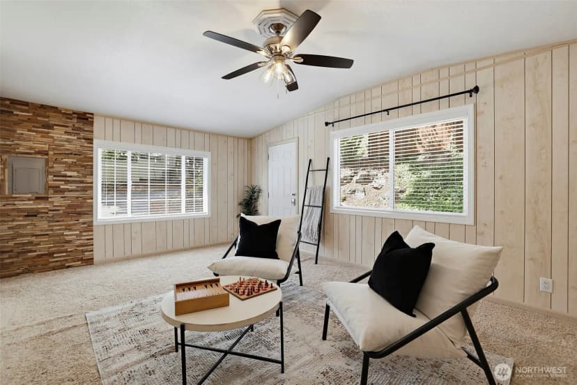 Property photo for 16106 Densmore Avenue N, Shoreline photo 14