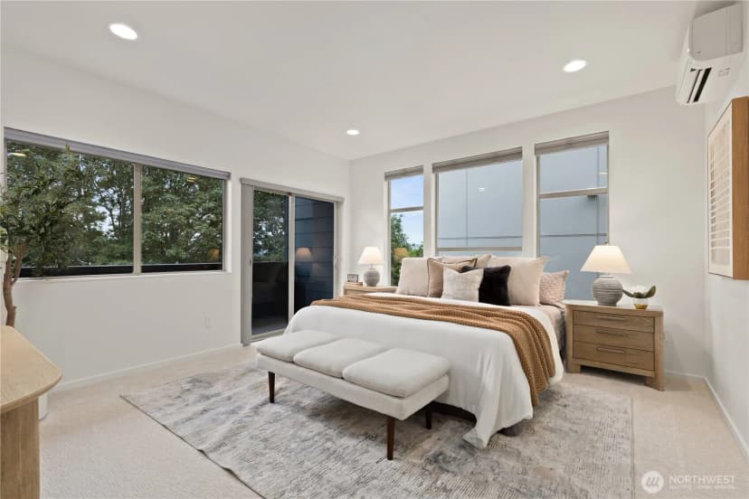 Property photo for 4532 51st Place Sw, Seattle photo 16