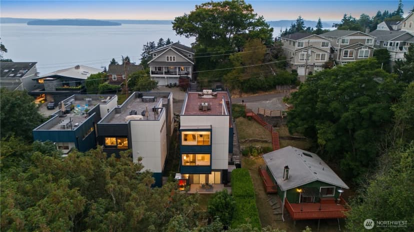 Property photo for 4532 51st Place Sw, Seattle photo 37