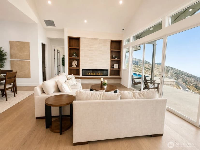 Property photo for 917 Long Drive, Chelan
