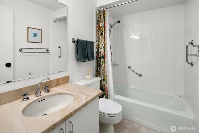 Property photo for 8001 Sand Point Ne #c36, Seattle photo 17