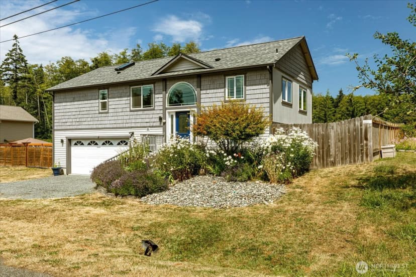 Property photo for 1243 Russell Drive, Coupeville