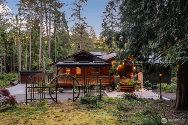 Property photo for 14808 260th Avenue Se, Issaquah photo 4