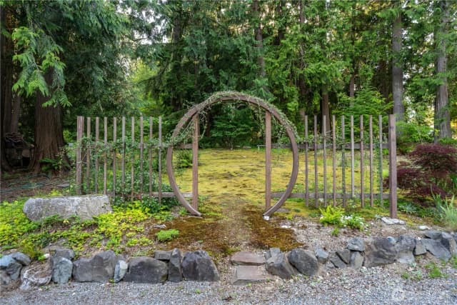Property photo for 14808 260th Avenue Se, Issaquah photo 5