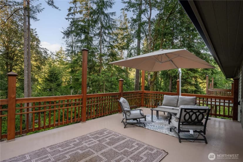 Property photo for 14808 260th Avenue Se, Issaquah photo 18