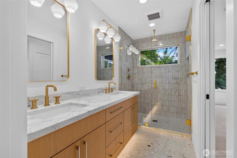 Property photo for 12036 Hiram Place Ne, Seattle photo 22