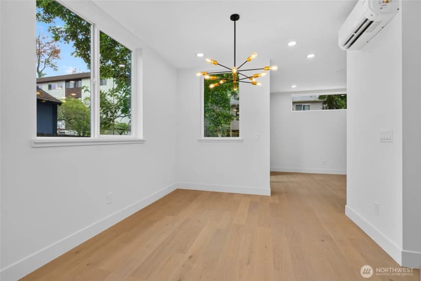 Property photo for 12036 Hiram Place Ne, Seattle photo 8