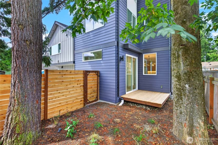 Property photo for 12036 Hiram Place Ne, Seattle photo 24